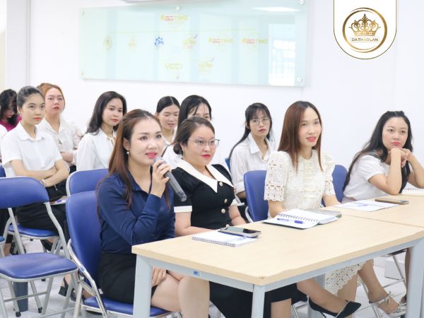 Buổi đào tạo về công nghệ AI: Mở rộng kiến thức và nâng cao kỹ năng